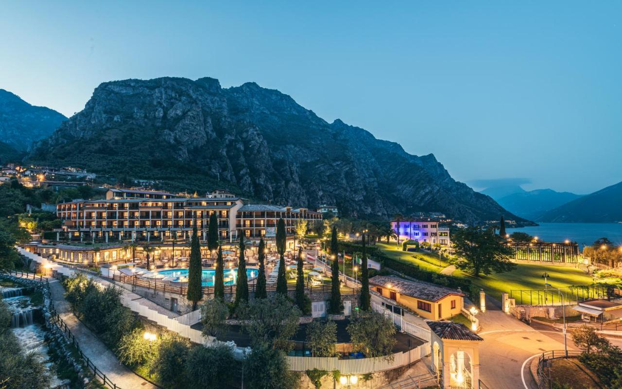 Hotel Caravel Limone sul Garda Esterno foto