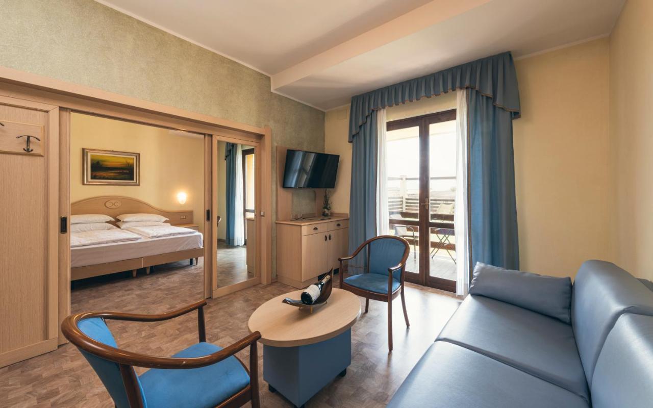 Hotel Caravel Limone sul Garda Esterno foto
