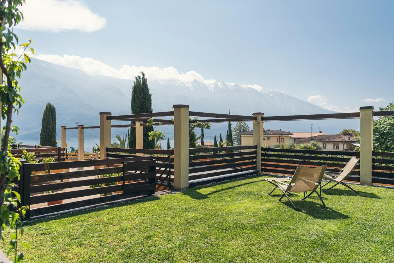 Hotel Caravel Limone sul Garda Esterno foto