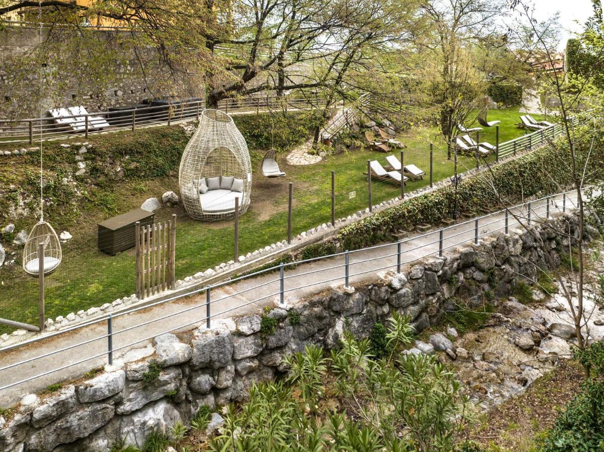 Hotel Caravel Limone sul Garda Esterno foto