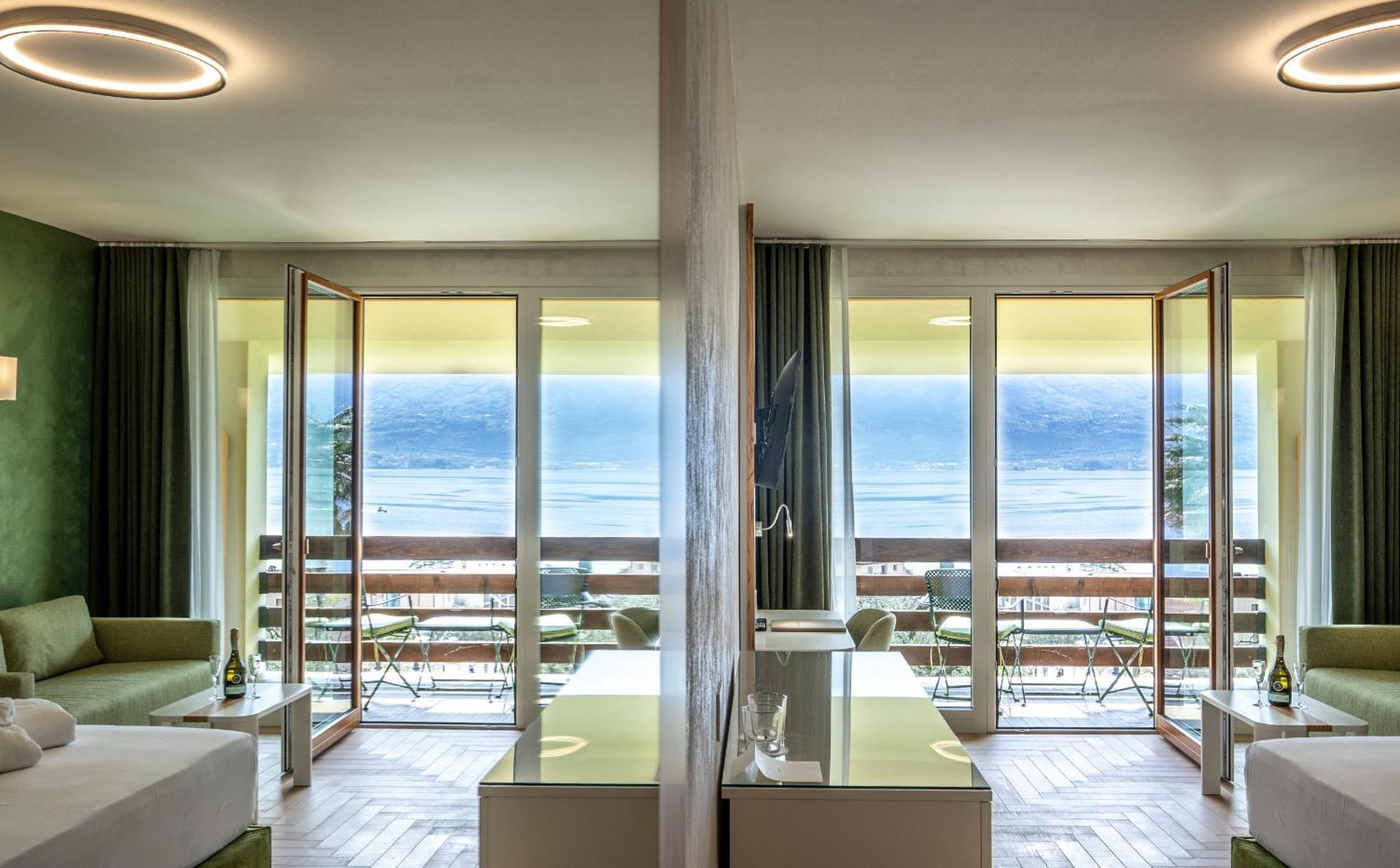 Hotel Caravel Limone sul Garda Esterno foto