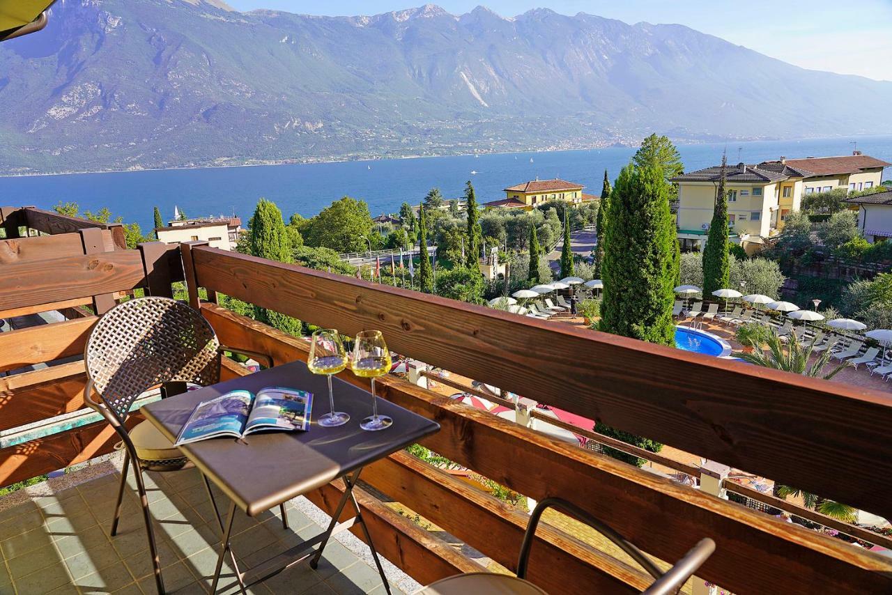 Hotel Caravel Limone sul Garda Esterno foto